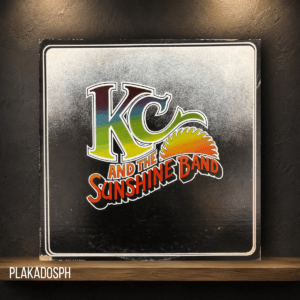 pkds-4-43 KC And The Sunshine Band - KC And The Sunshine Band
