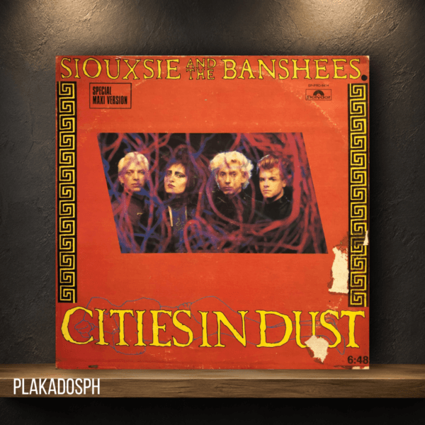 Siouxsie And The Banshees - Cities In Dust