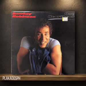Smokey Robinson - One Heartbeat